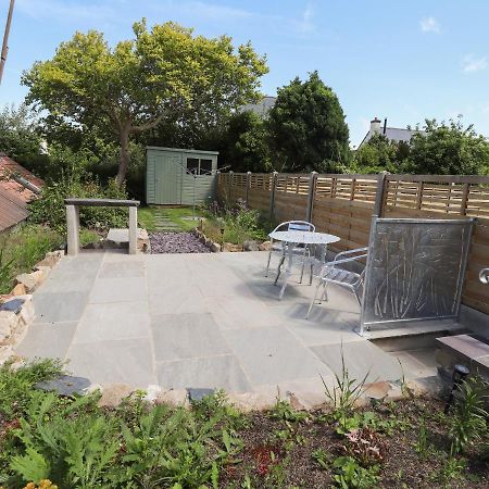 Morawel Fach Villa Newport  Bagian luar foto