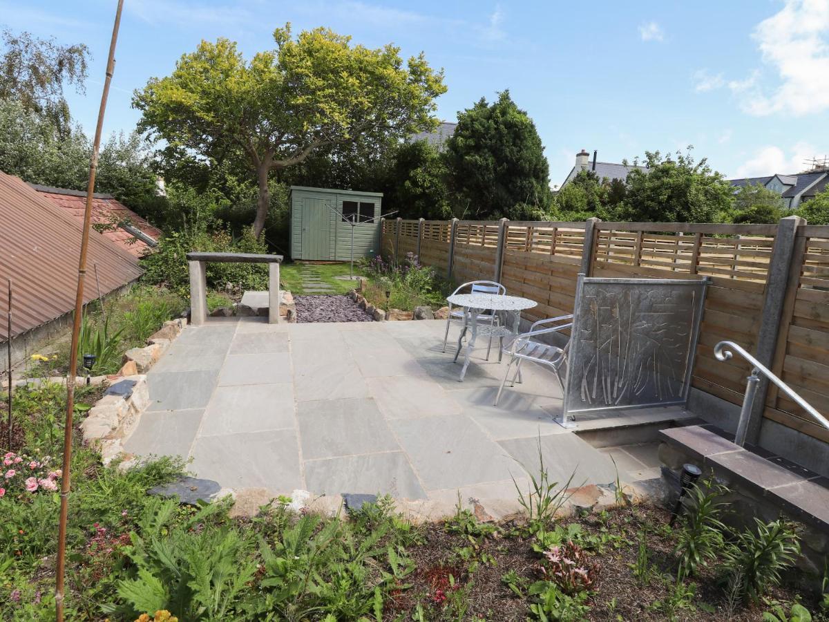 Morawel Fach Villa Newport  Bagian luar foto